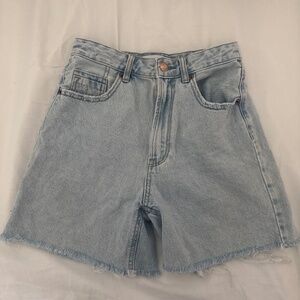 Light denim jean short